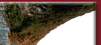 Gorge du Verdon, enger Tunnel durchquert das Felsmassiv, Provence - Alpes-de-Haute, Bild 2 von 6