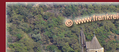 Alte Mühle und der Friedhof von Grimaud, idyllisch gelegen am Golfe de Saint-Tropez, Bild 1 von 6