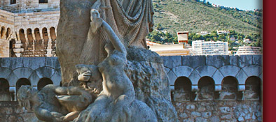Monaco Fürstenpalast, zu sehen im Hintergrund die Turmuhr, Bild 4 von 6