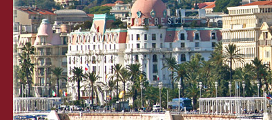 Nizza Hotels und die Promenade des Anglais im Vordergrund, Bild 3 von 6