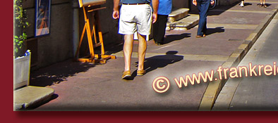 Saint-Tropez im Zentrum, mit schmalen Strassen und engen Gassen, Bild 5 von 6