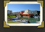 Port Grimaud, kleines Fischlokal  ausserhalb von Port Grimaud